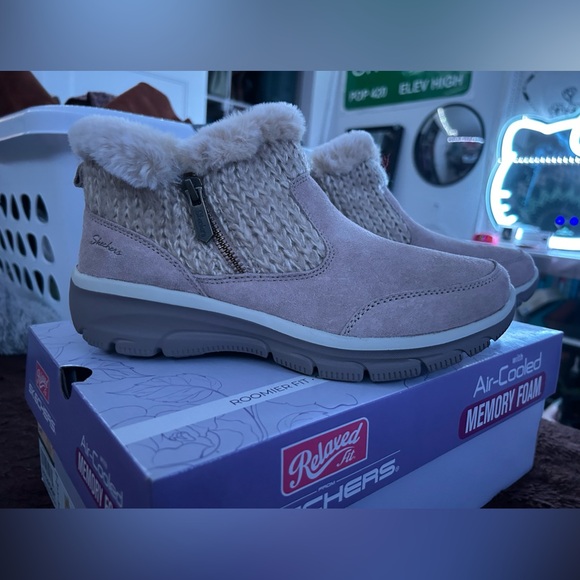 Skechers snow boots - Picture 2 of 5